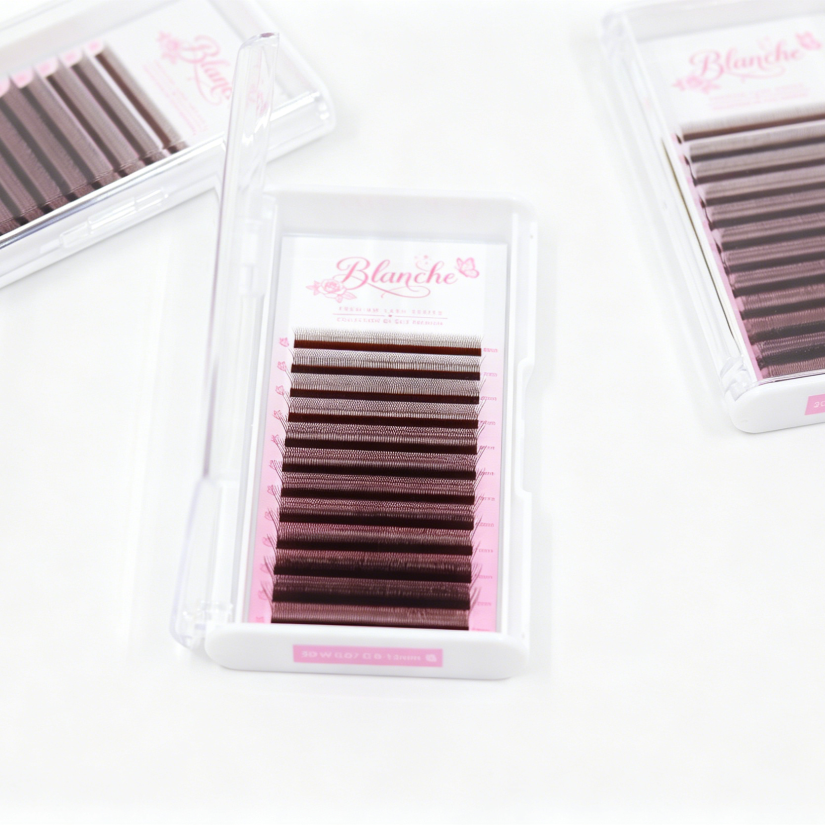 W 3D 0.07 Brun | Premium Lash Series - Collection de cils Premium