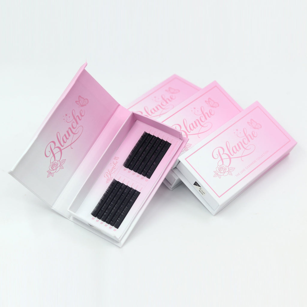 The Luxe Cashmere Collection – La Collection Cachemire de Luxe 0.05