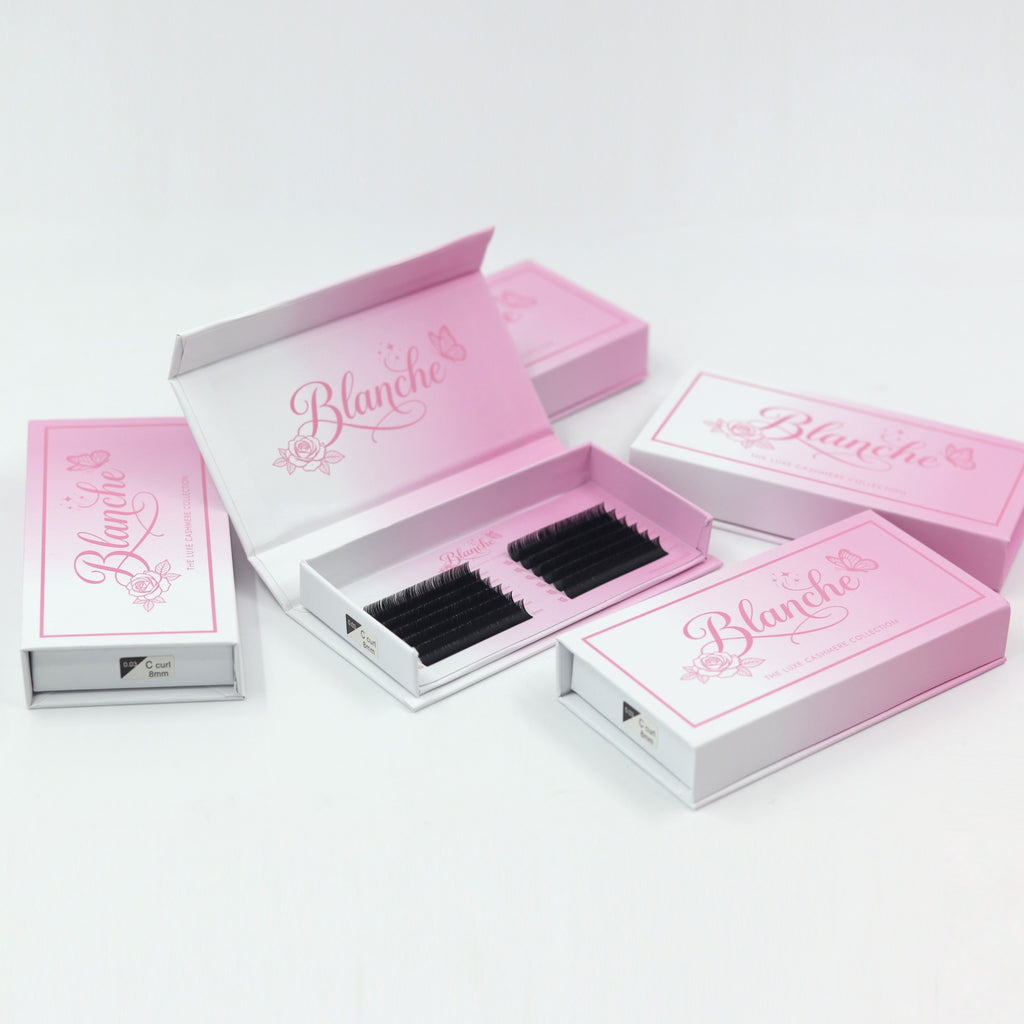 The Luxe Cashmere Collection – La Collection Cachemire de Luxe 0.05